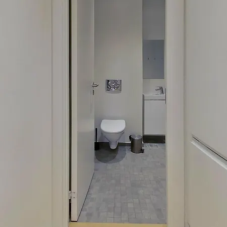 Fantastic 2-br In Frederiksberg C - 241 Kopenhag