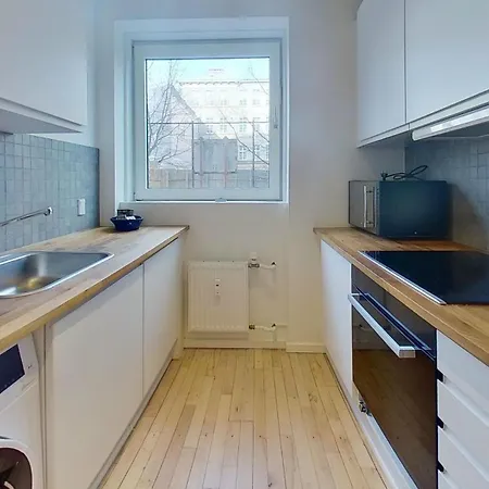 Fantastic 2-bed In Frederiksberg C